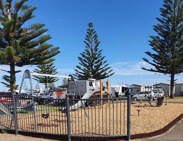 Christies Beach Tourist Park Exterior foto